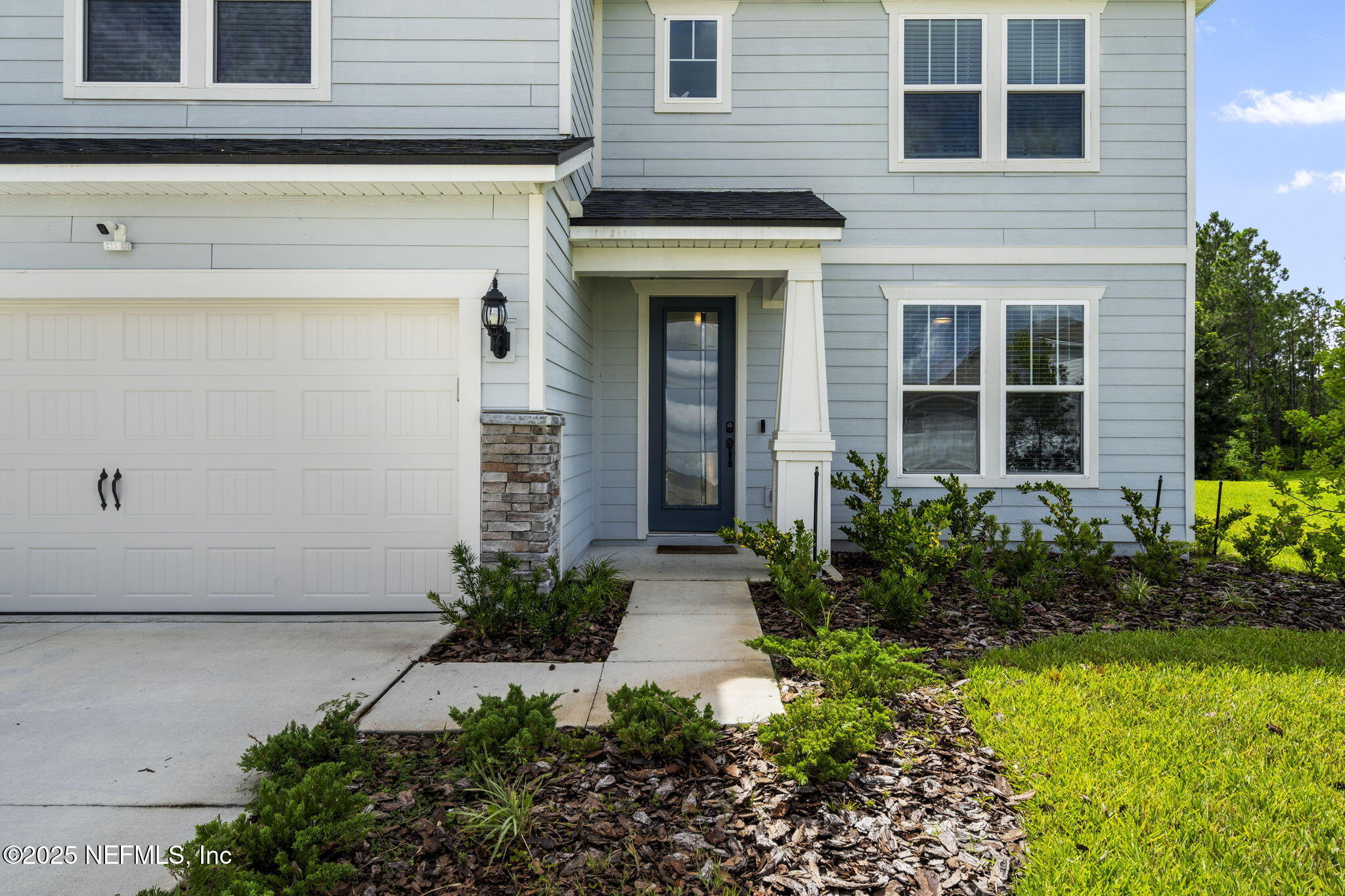 816 BLIND OAK Way