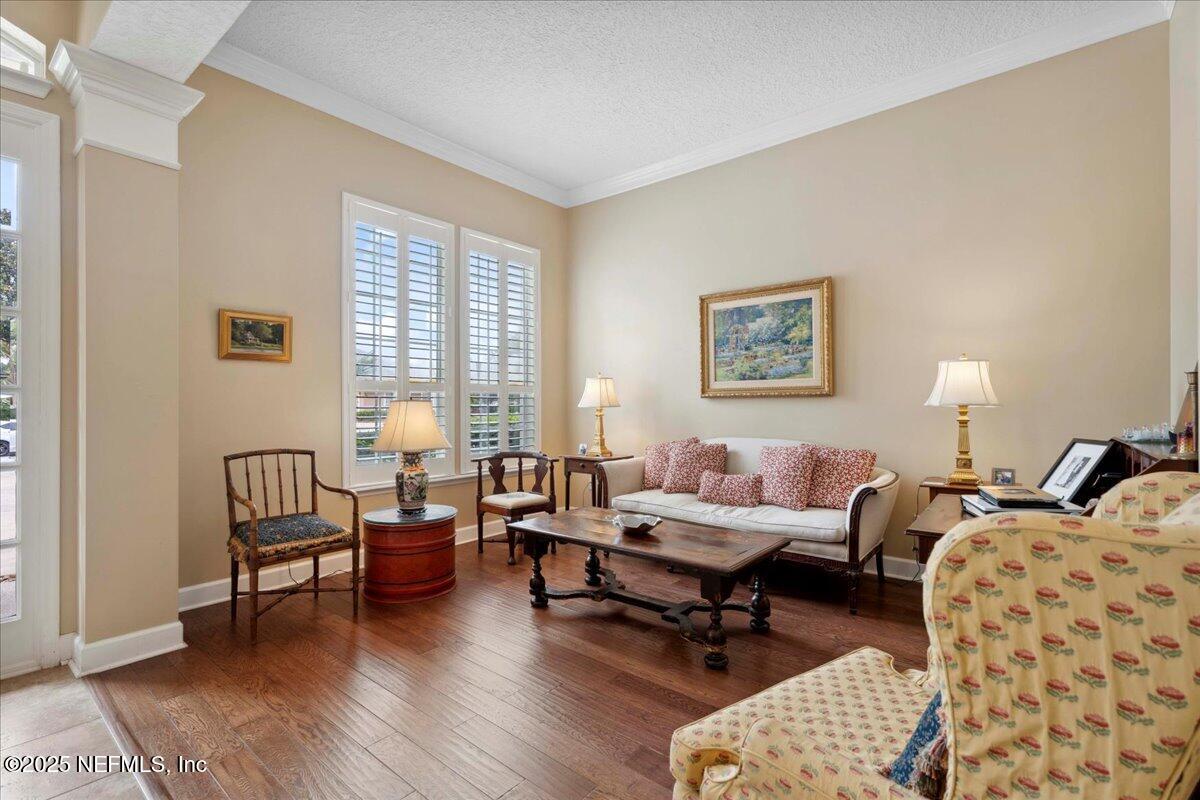 609 REMINGTON Court