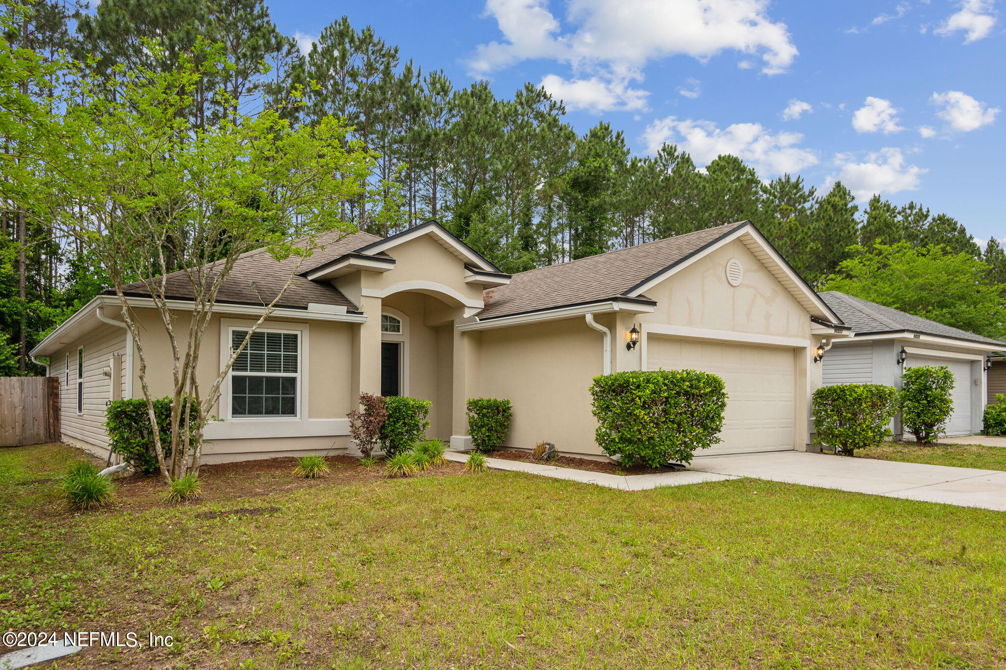 Yulee, FL home for sale located at 96501 Commodore Point Drive, Yulee, FL 32097