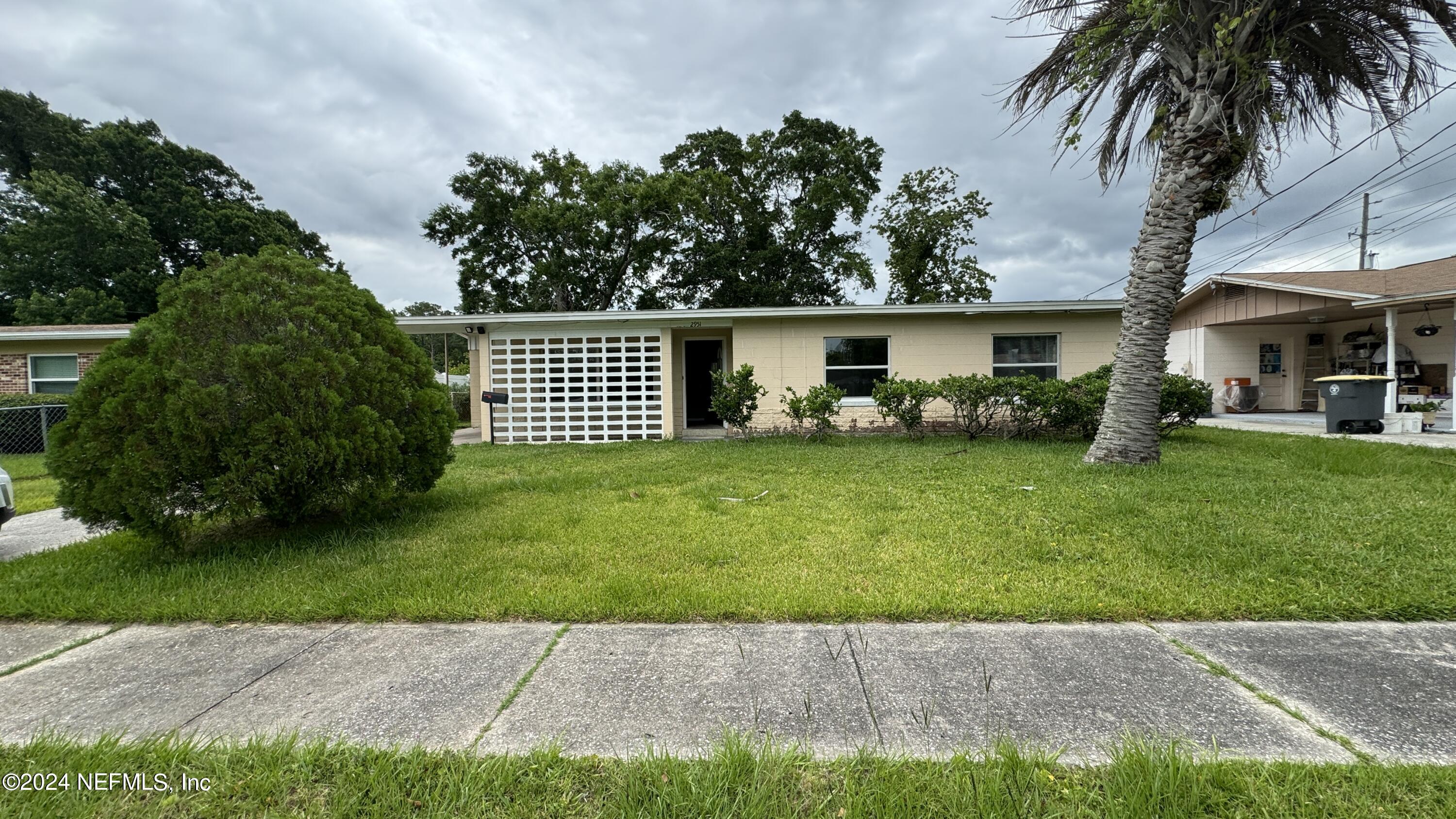 Jacksonville, FL home for sale located at 2951 Melhollin Drive, Jacksonville, FL 32216