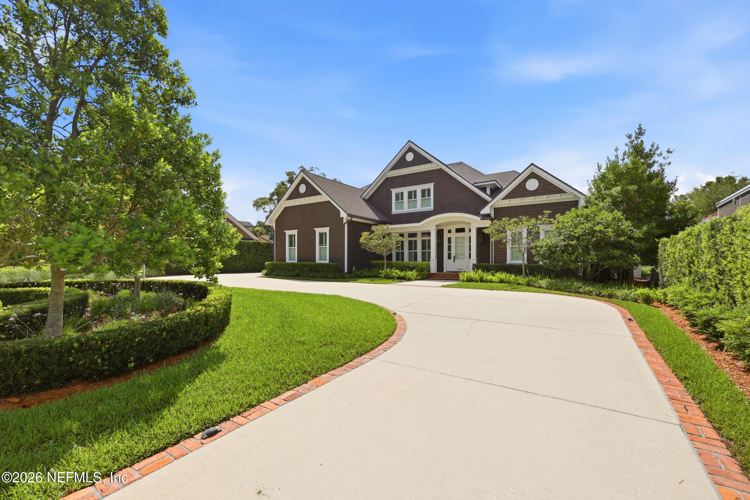 1030 MAPLE Lane