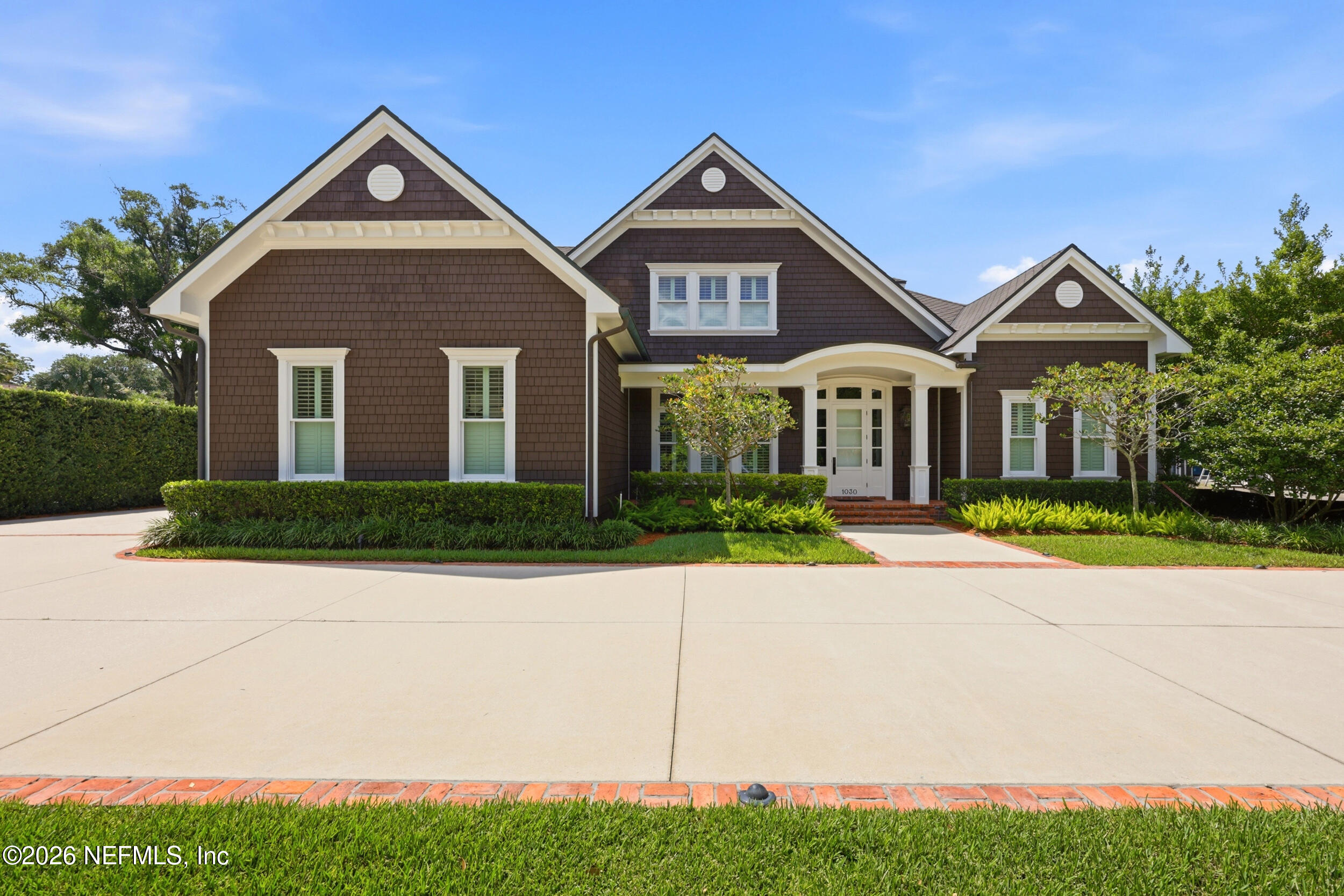 1030 MAPLE Lane