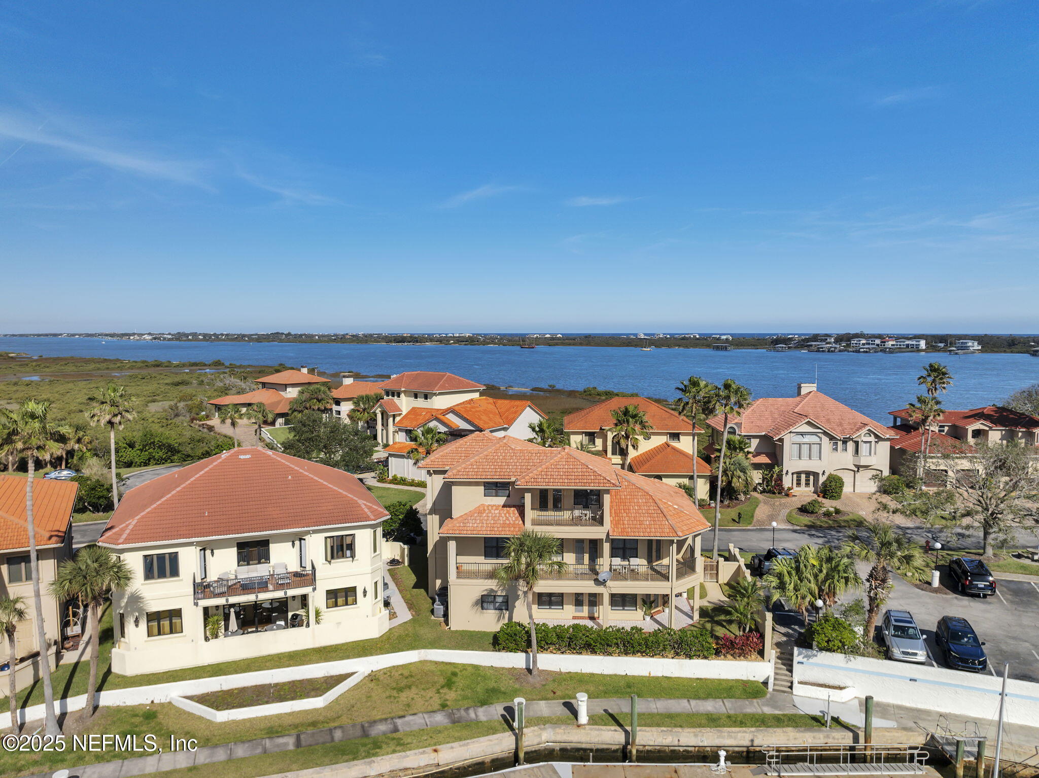 3713 HARBOR Drive
