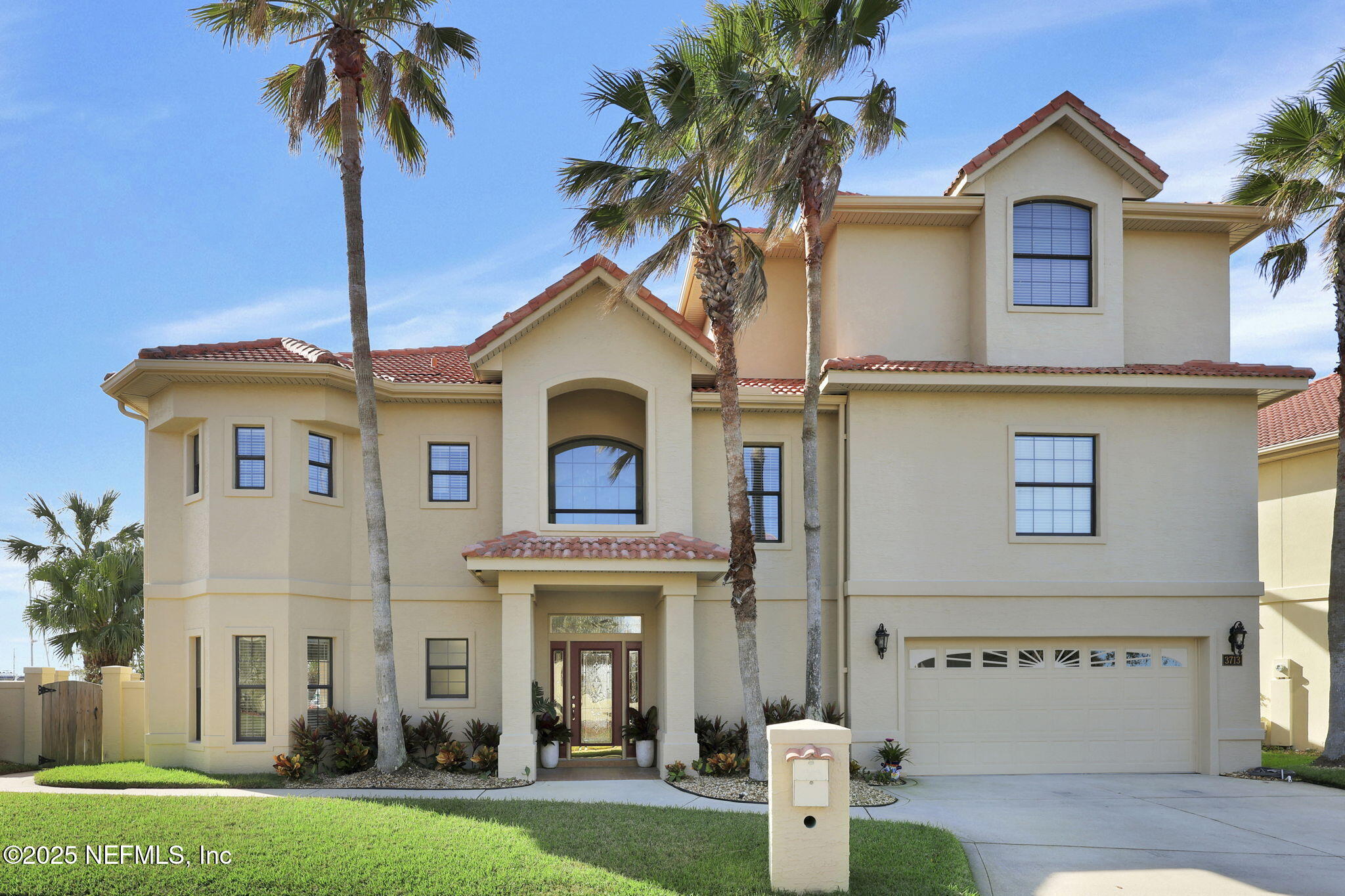 3713 HARBOR Drive