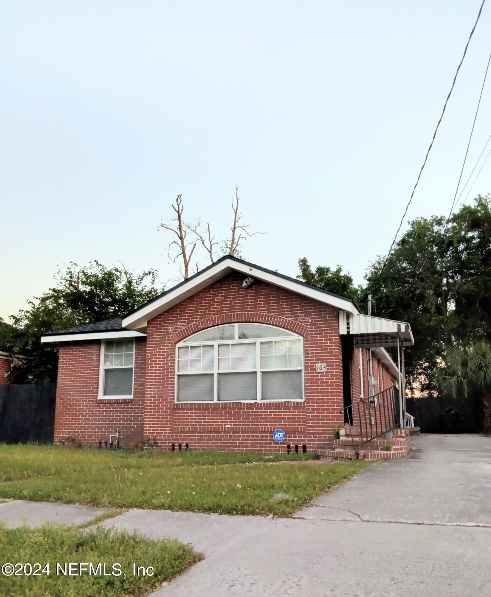 Jacksonville, FL home for sale located at 164 W 54th Street, Jacksonville, FL 32208