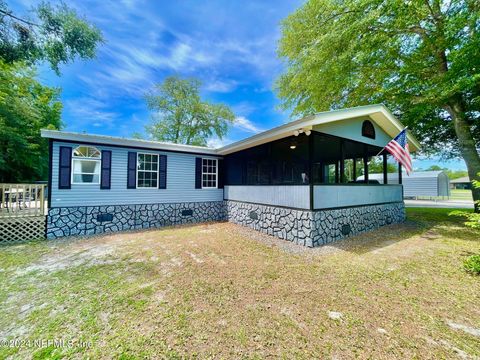 A home in Middleburg