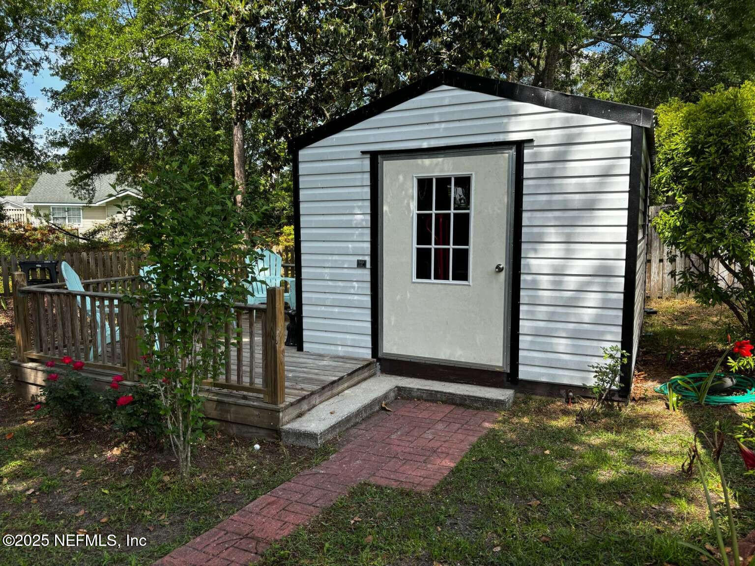 500 TIMBERLANE Drive