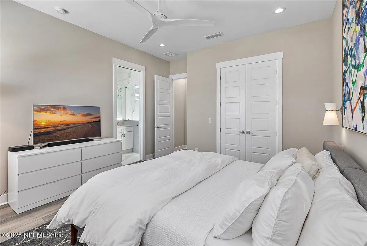 Jacksonville Beach, Florida 32250, United States, 4 Bedrooms Bedrooms, ,3 BathroomsBathrooms,Residential,Active,79065