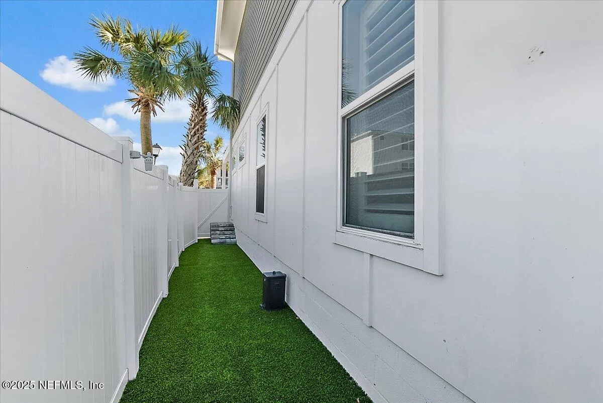 Jacksonville Beach, Florida 32250, United States, 4 Bedrooms Bedrooms, ,3 BathroomsBathrooms,Residential,Active,79065