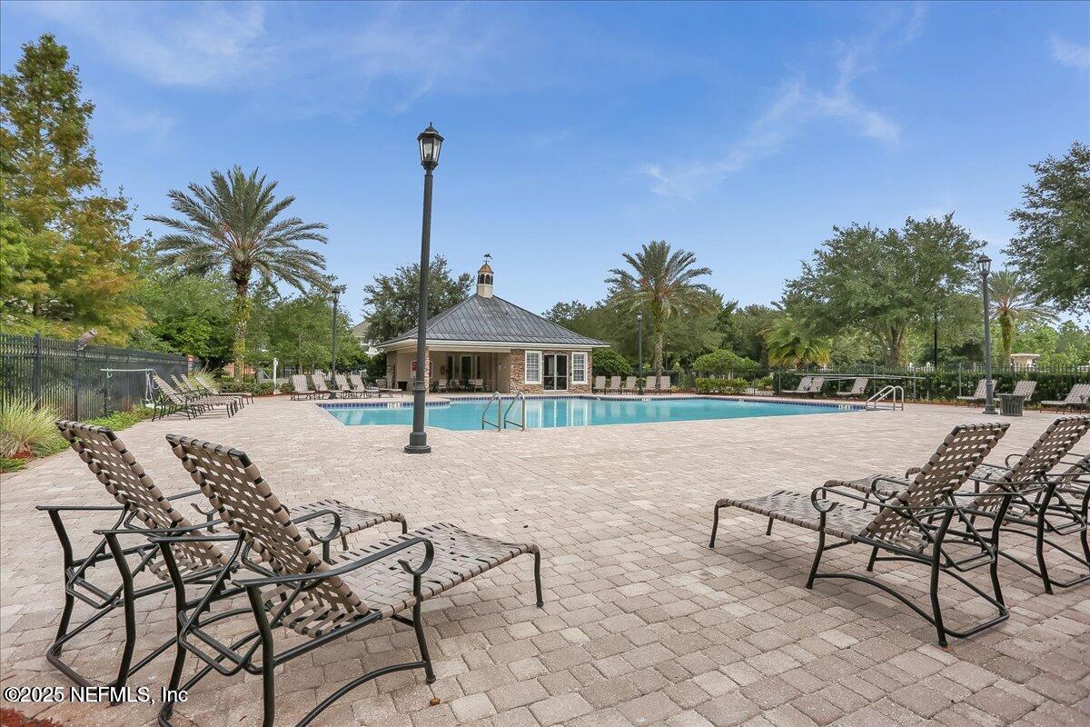 5747 PARKSTONE CROSSING Drive