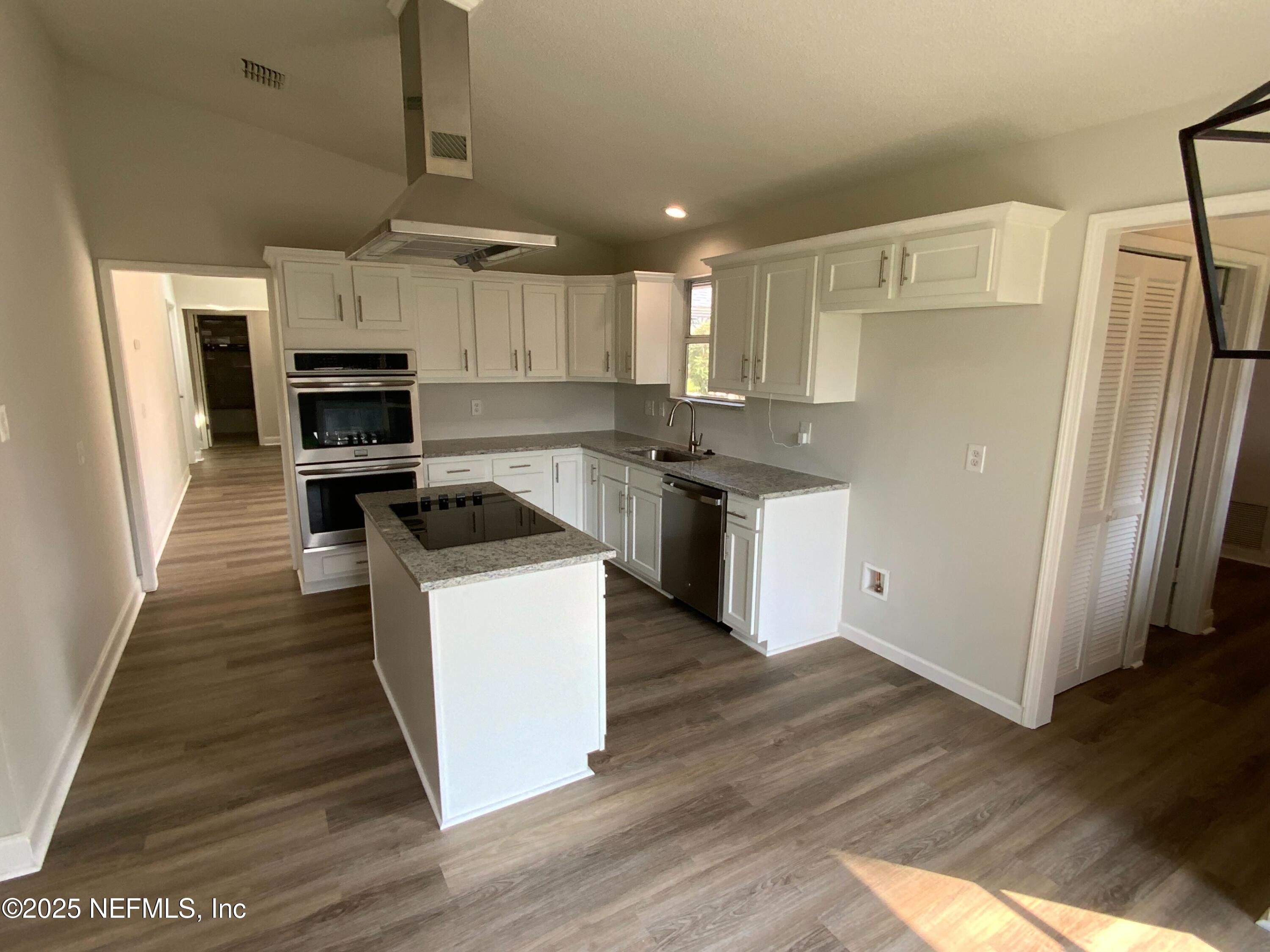 2212 BROAD WATER Court