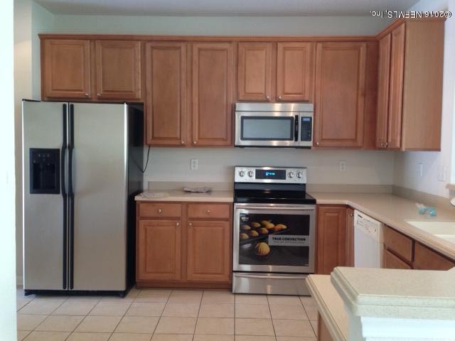 11177 W CASTLEMAIN Circle