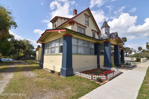 A home in Palatka