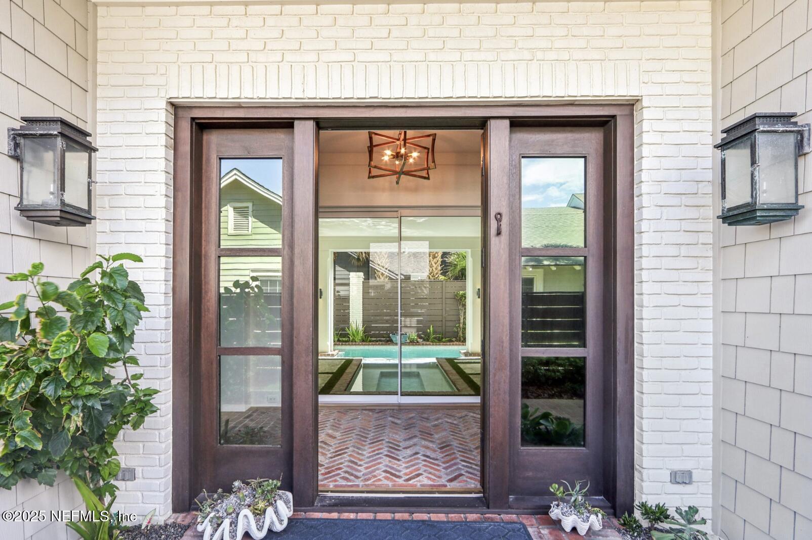 3929 DUVAL Drive