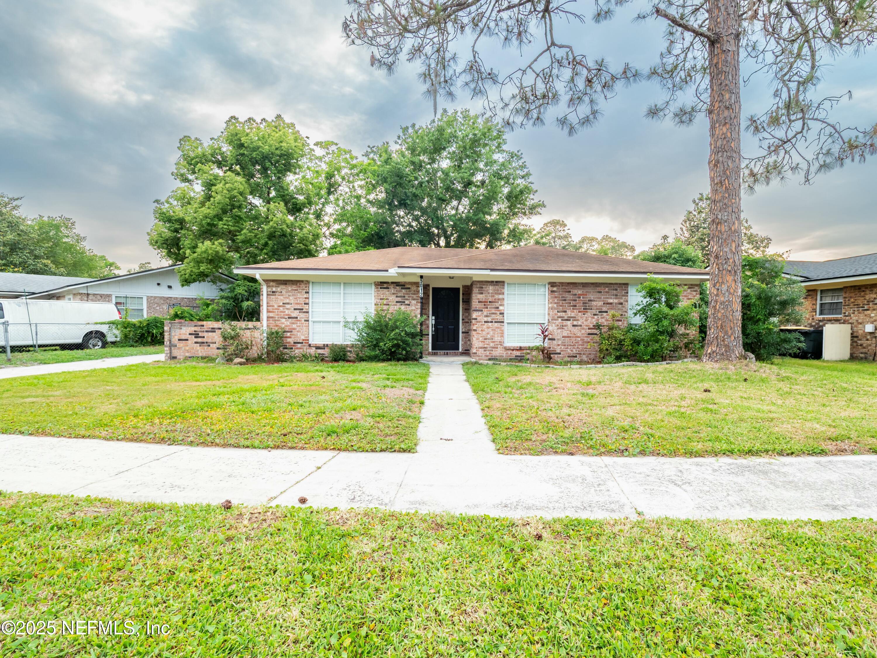 5012 LOFTY PINES Circle E