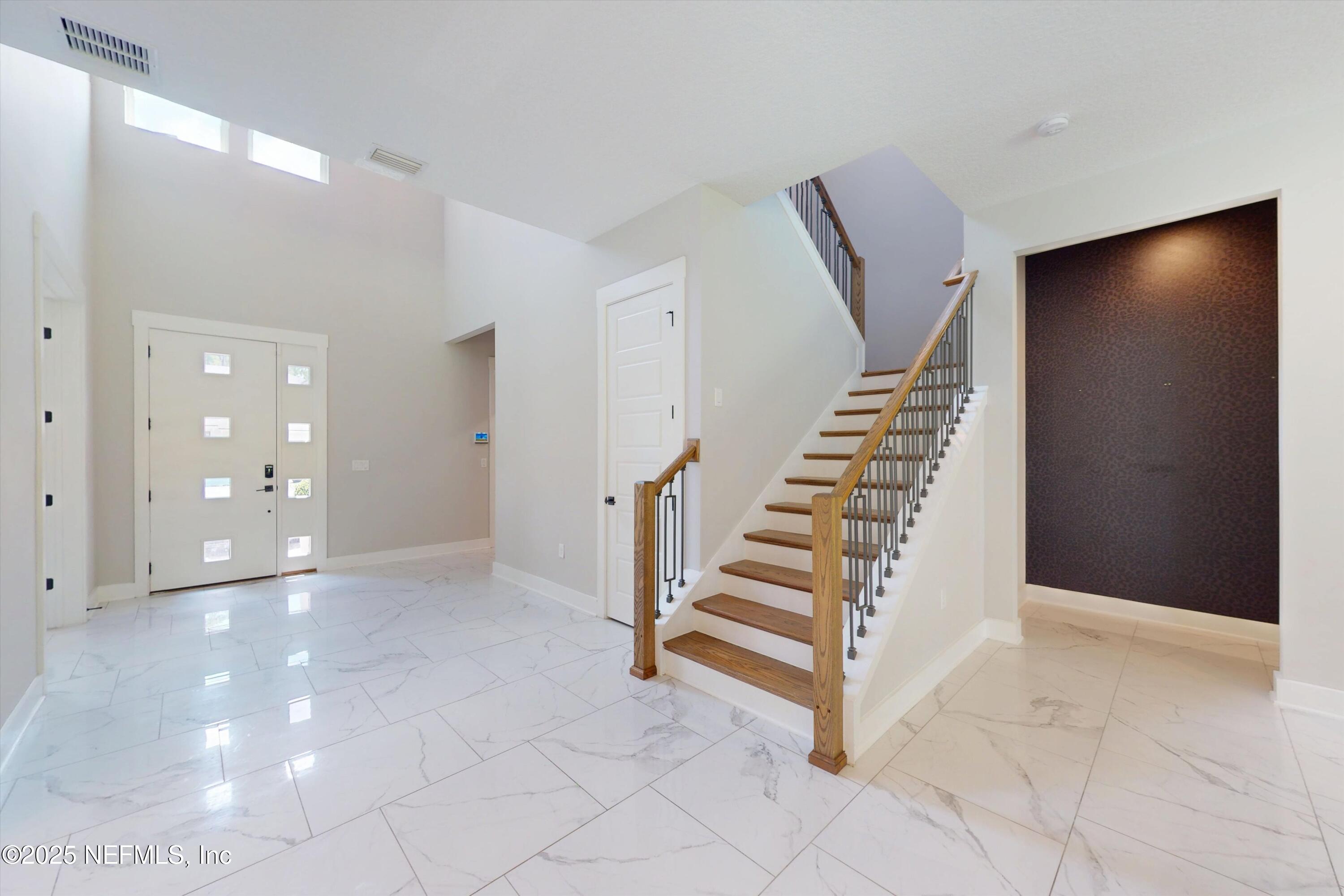 10408 SILVERBROOK Trail