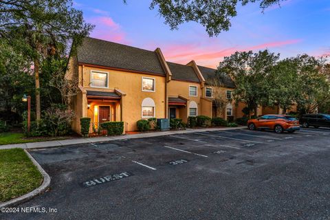 A home in Jacksonville