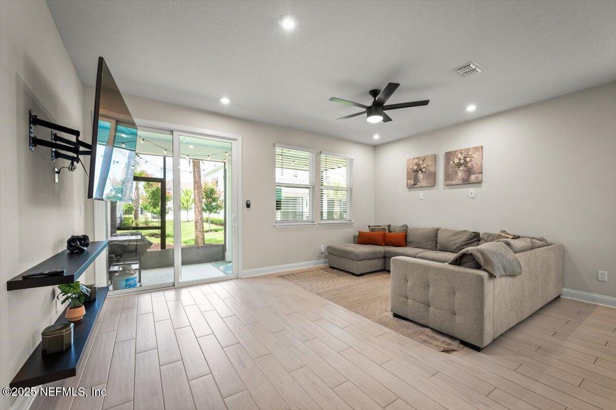 14157 PIER Lane