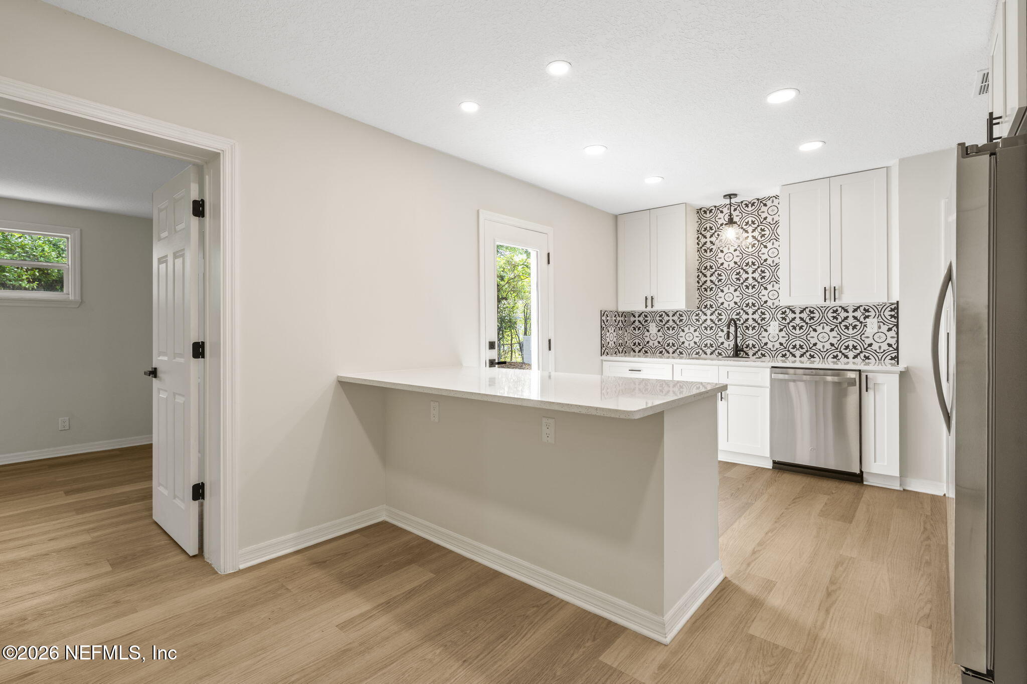 2721 LANSDOWNE Drive