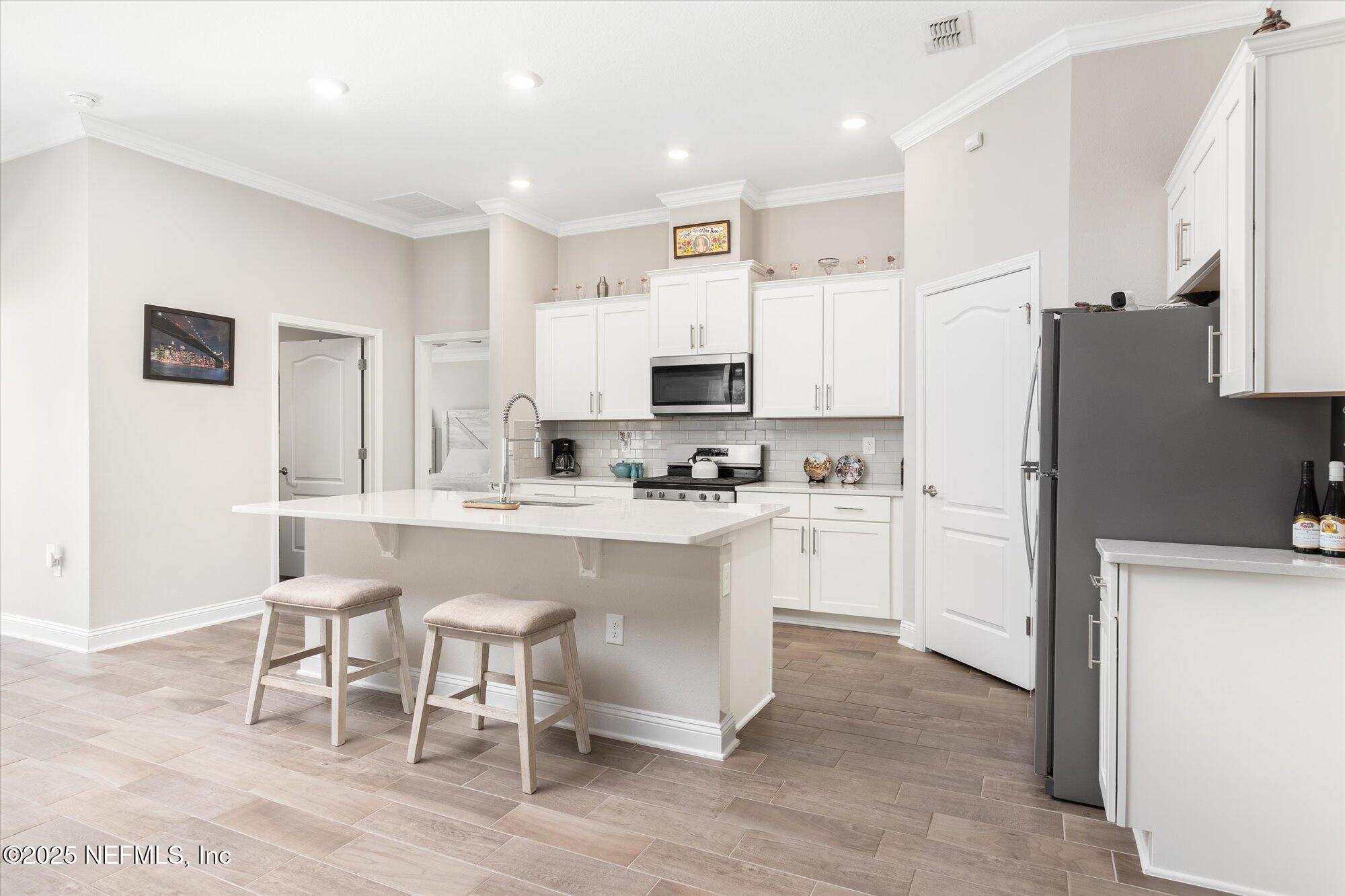 53 DOVETAIL Circle