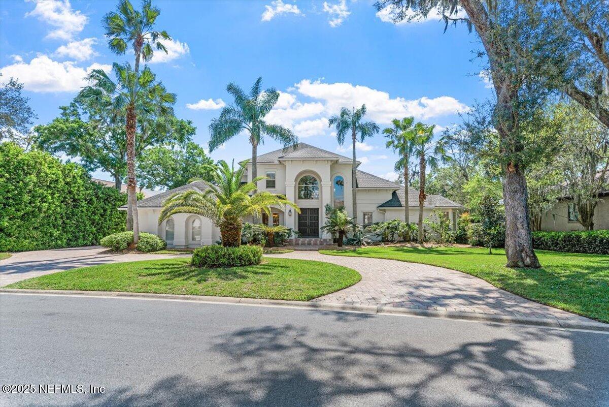 13648 MARSH HARBOR Drive N