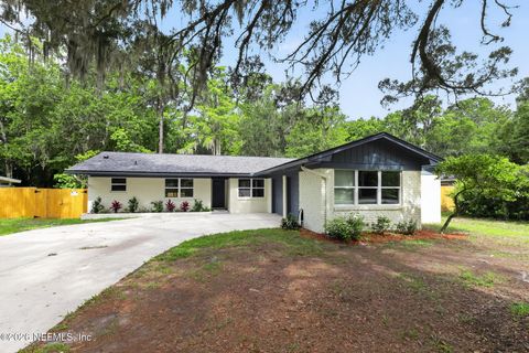 Photo of 1832 PLAINFIELD Avenue, Orange Park, FL 32073 (MLS # 2151065)