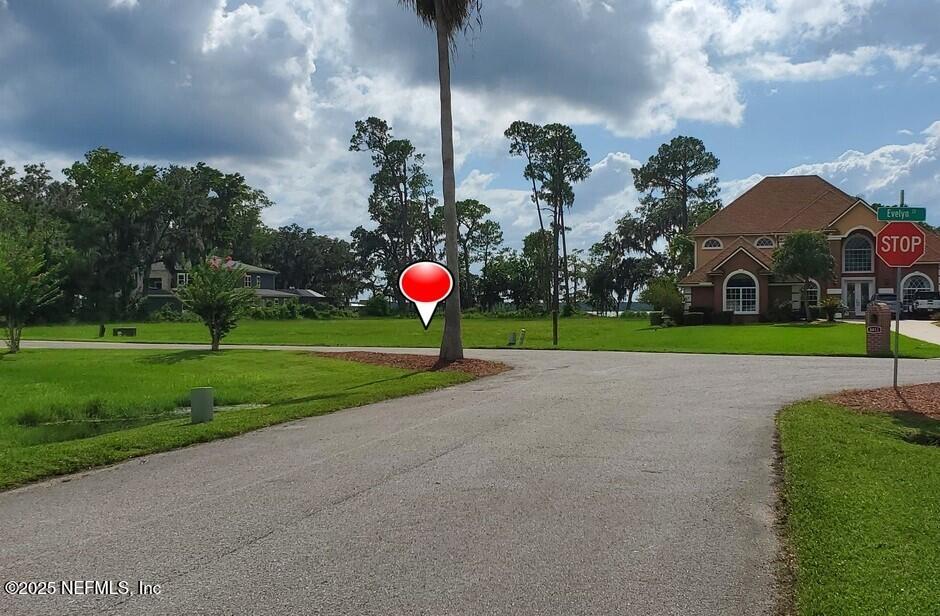 8417 EVELYN Court
