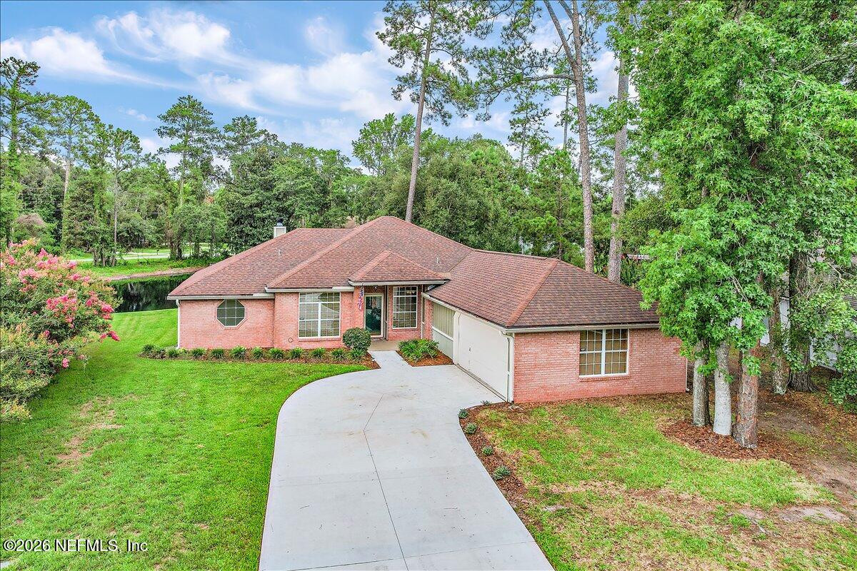 Photo 1 of 32 — 488 WYNFIELD Circle, Fleming Island, FL 32003