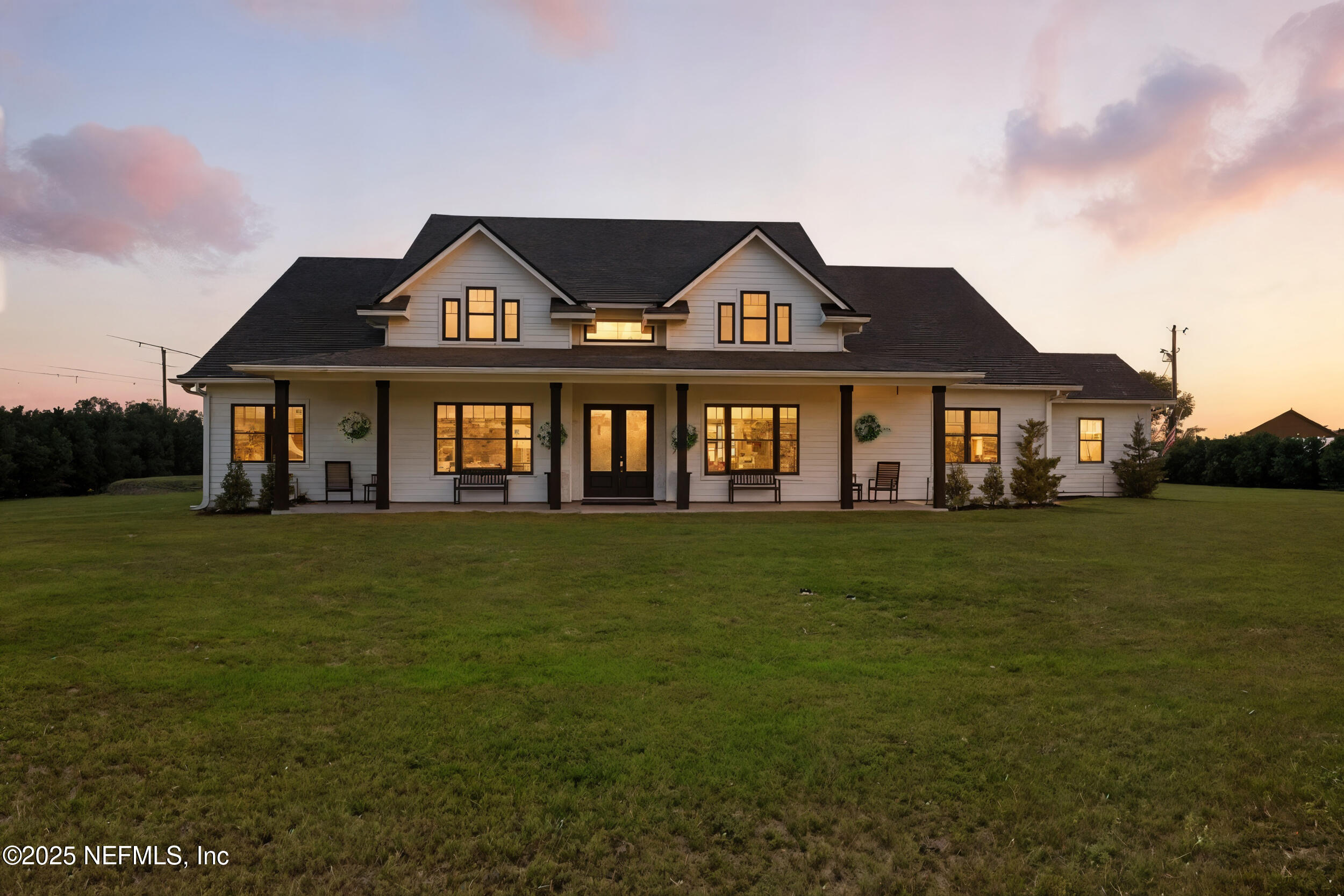 3919 SUNSET SKY Road