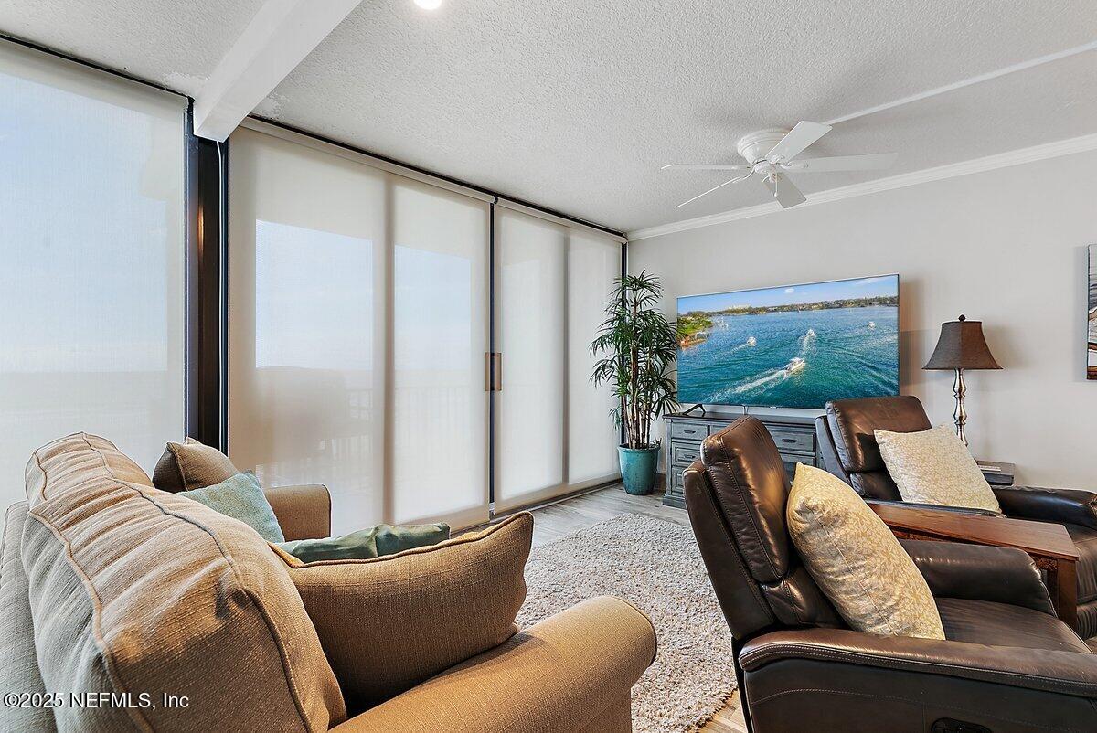 601 1ST Street 4H
