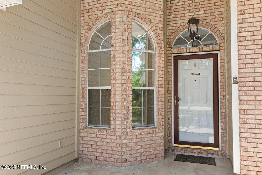 136 SOUTHERN GROVE Drive