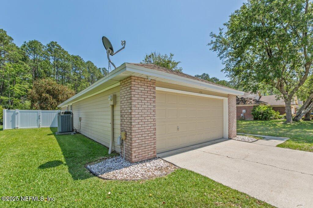 136 SOUTHERN GROVE Drive