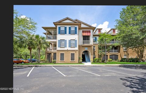 A home in Jacksonville