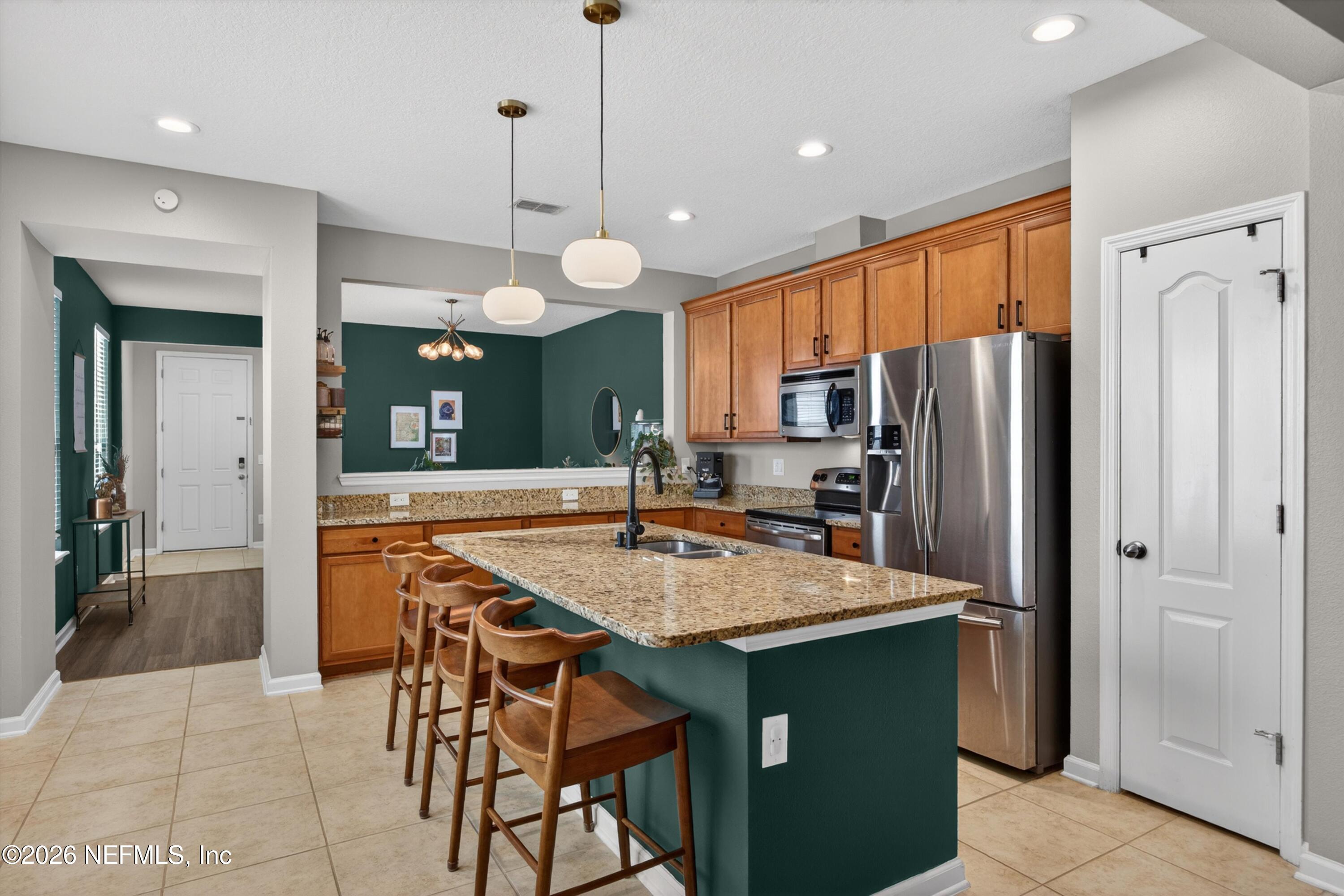 618 BRIAR VIEW Drive