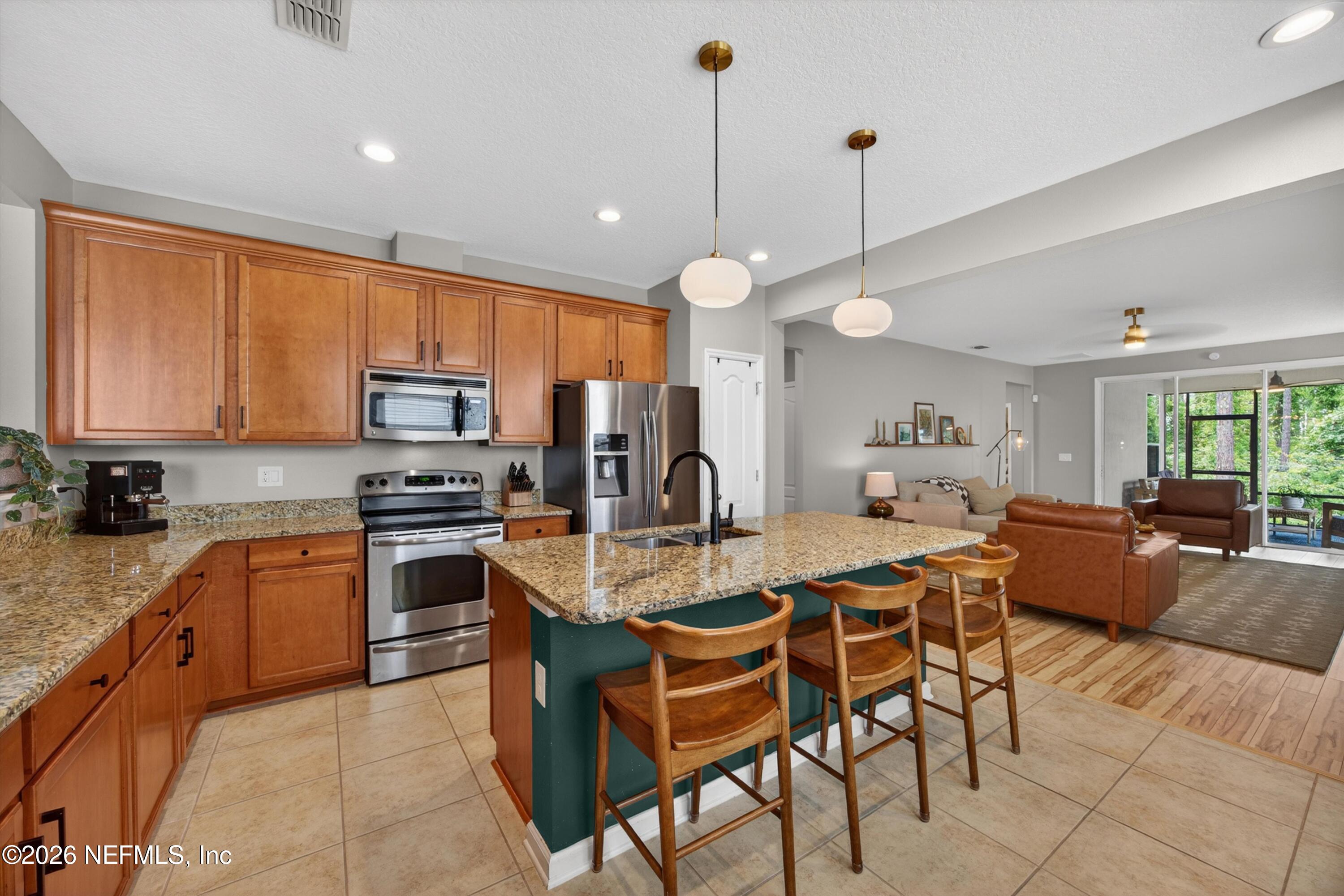 618 BRIAR VIEW Drive