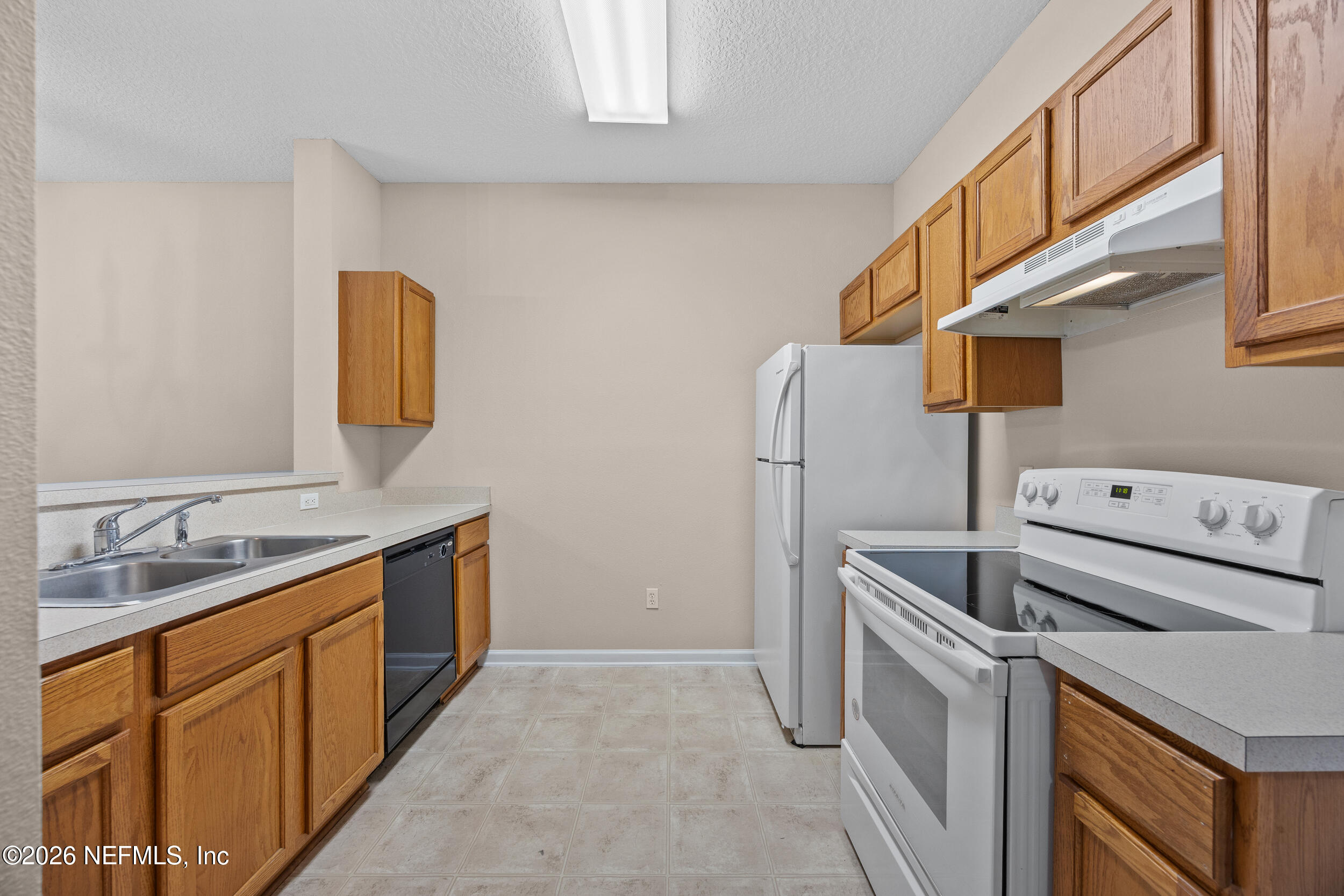 829 SOUTHERN CREEK Lane