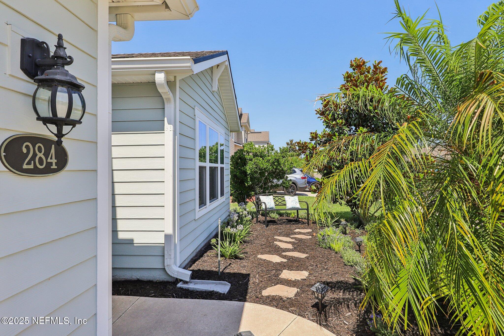 284 QUEEN VICTORIA Avenue