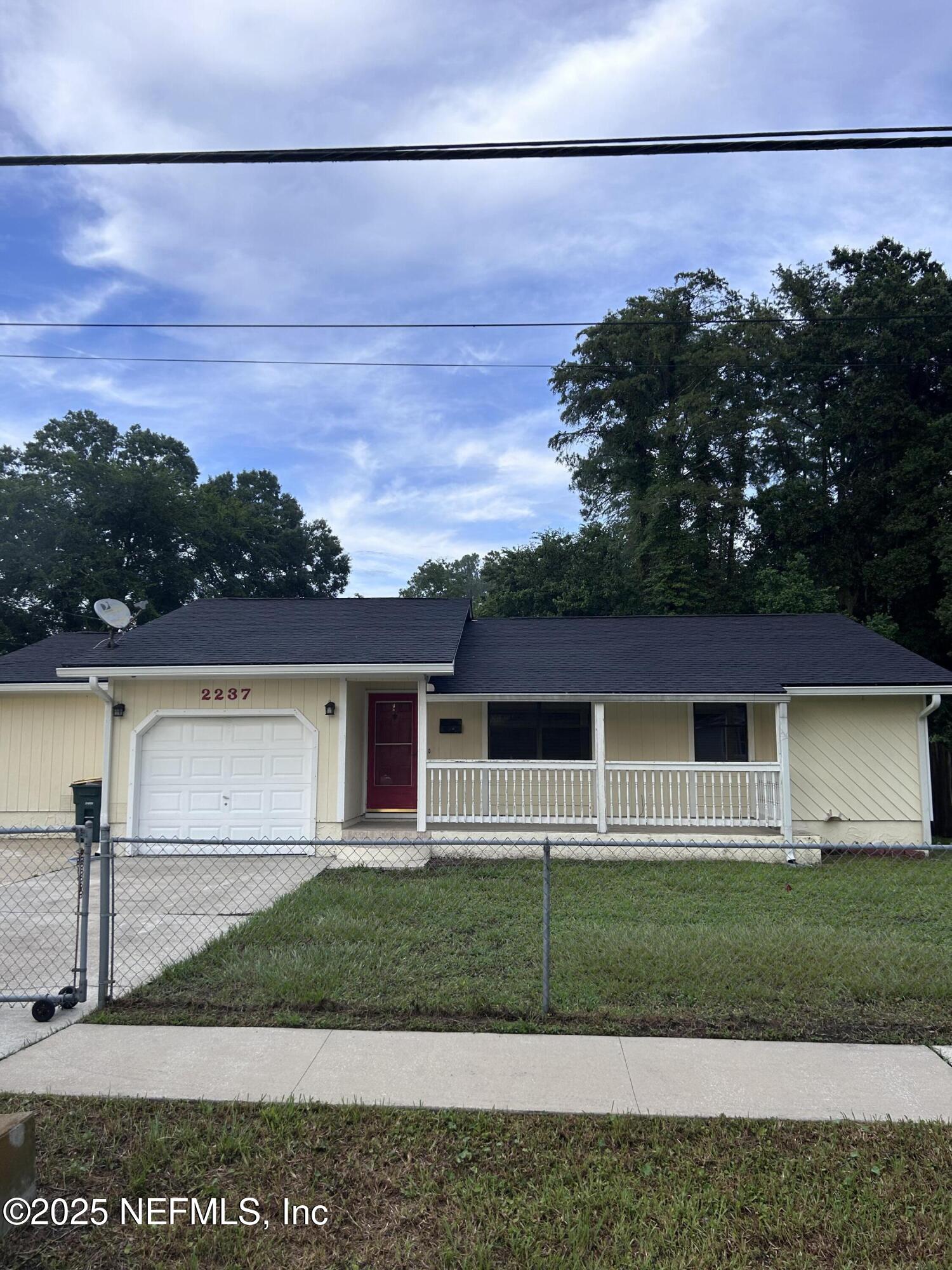 2237 LAKE Drive