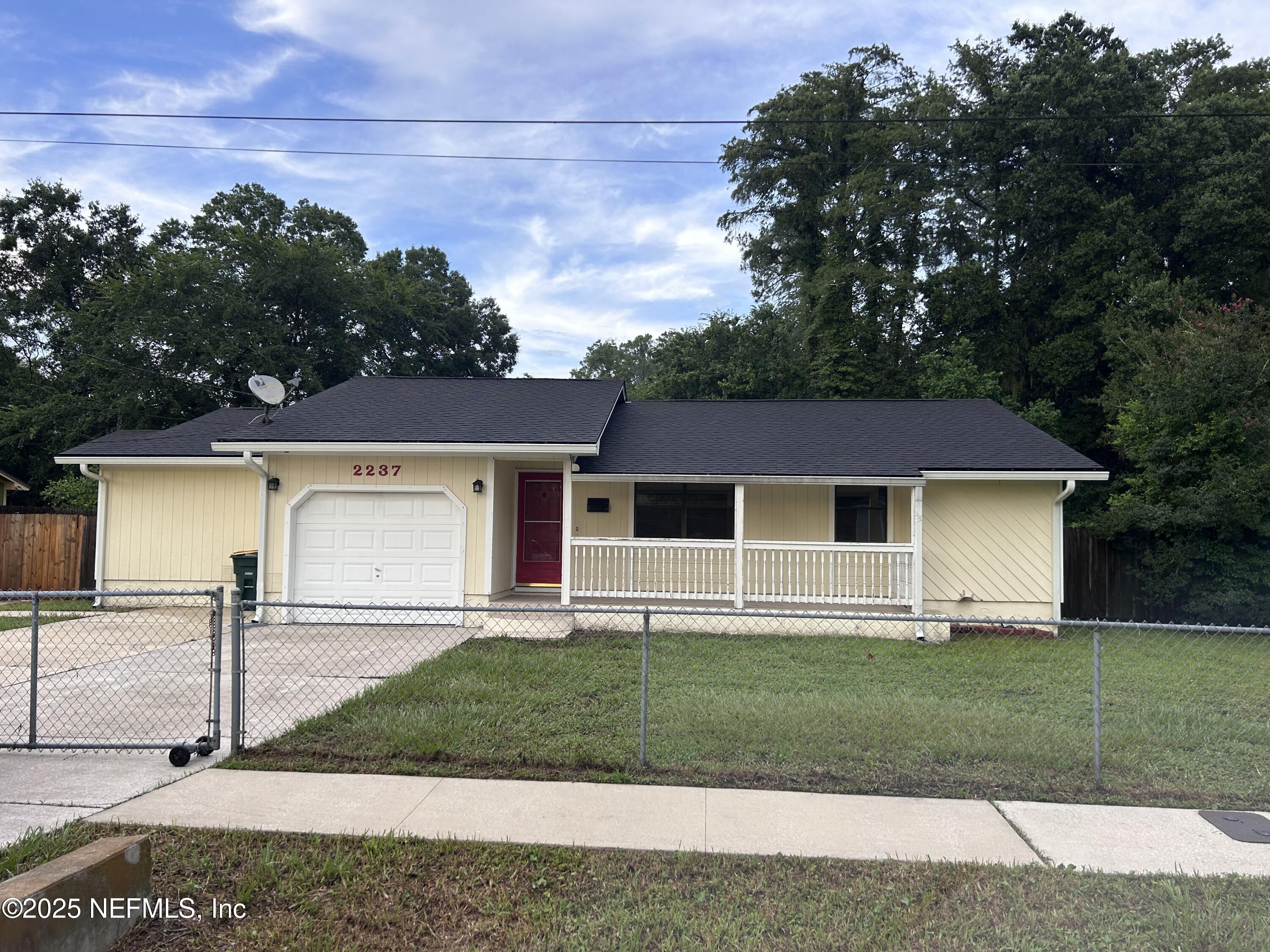 2237 LAKE Drive