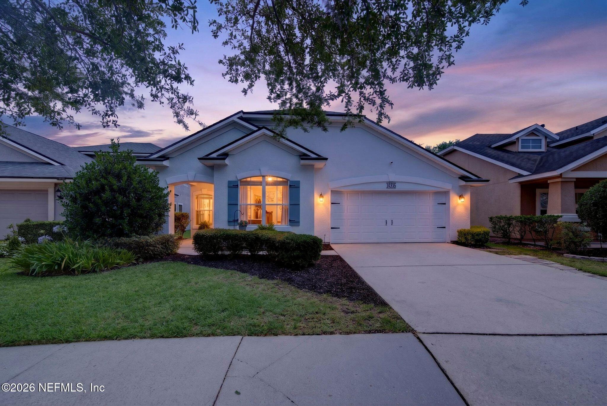 Photo 1 of 74 — 14916 W FERN HAMMOCK Drive, Jacksonville, FL 32258