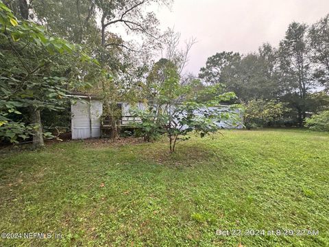 A home in Middleburg