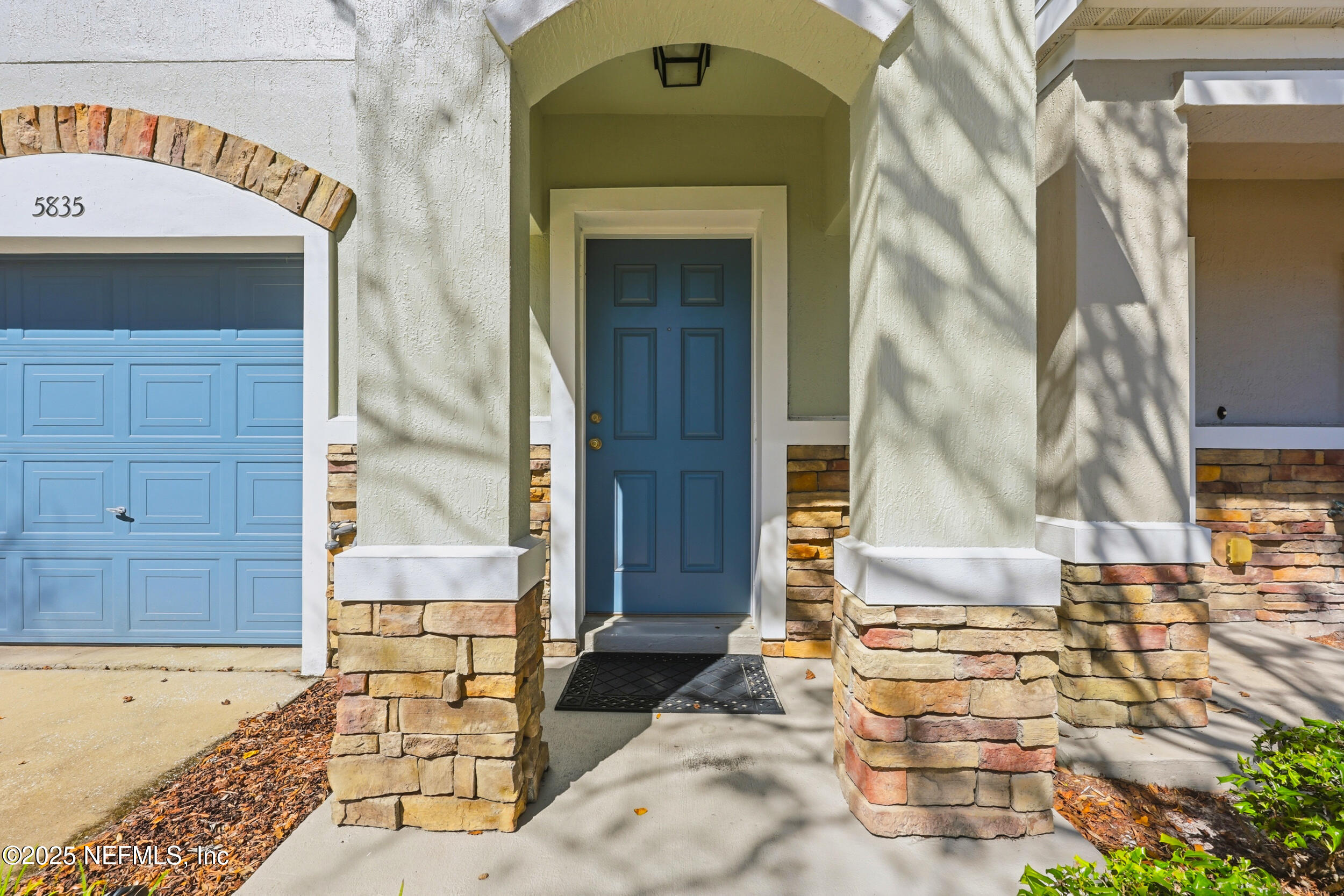 5835 PARKSTONE CROSSING Drive