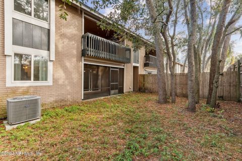 A home in Jacksonville