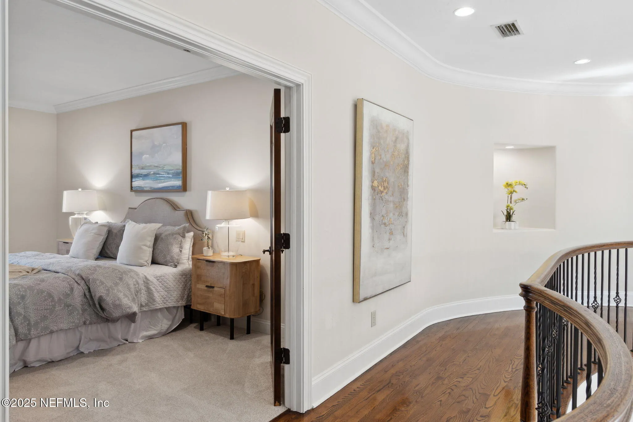 Jacksonville, Florida 32207, United States, 4 Bedrooms Bedrooms, ,4 BathroomsBathrooms,Residential,Pending,208178