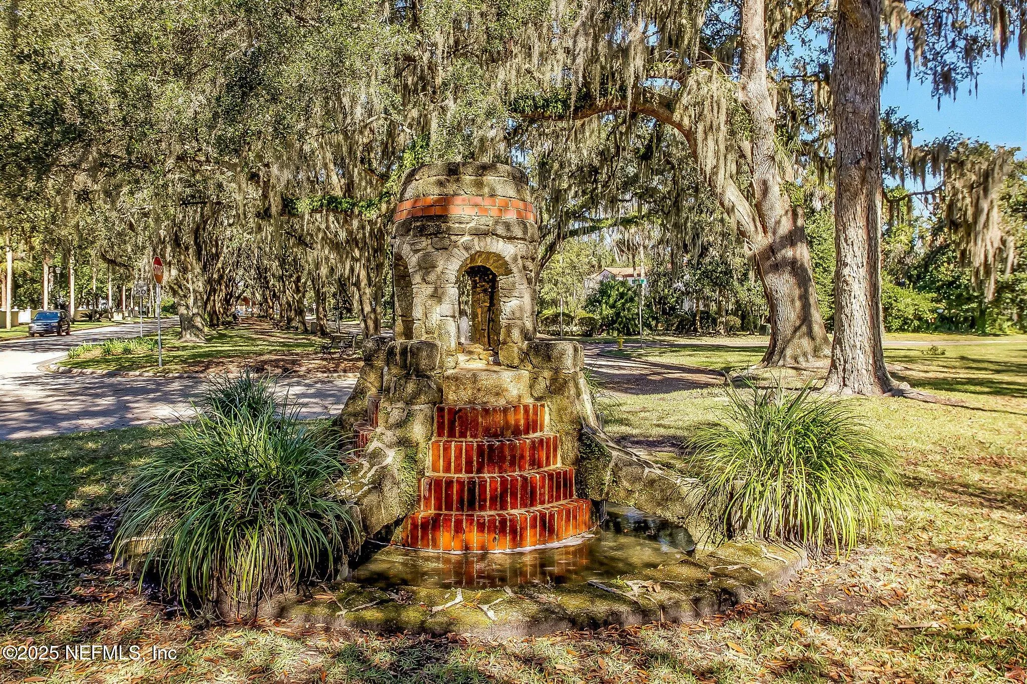 Jacksonville, Florida 32207, United States, 4 Bedrooms Bedrooms, ,4 BathroomsBathrooms,Residential,Pending,208178