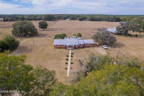 401 PLEASANT Street Pomona Park FL 32181