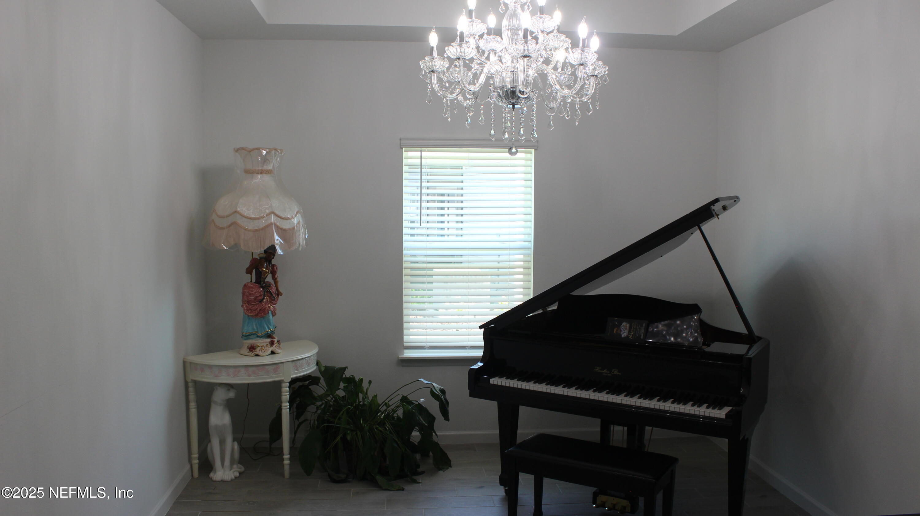1484 HUNTLEY HOLLOW Drive