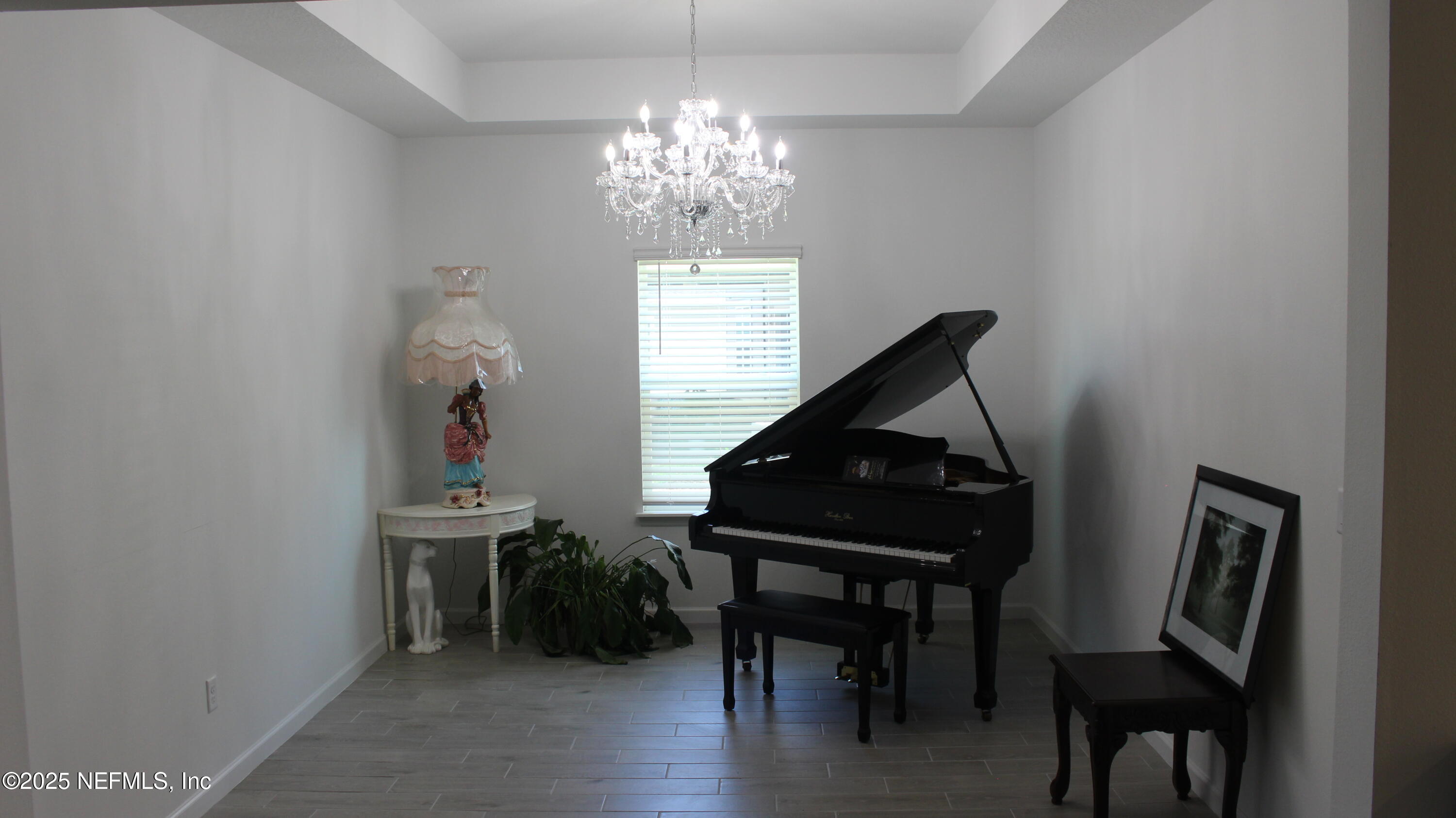 1484 HUNTLEY HOLLOW Drive