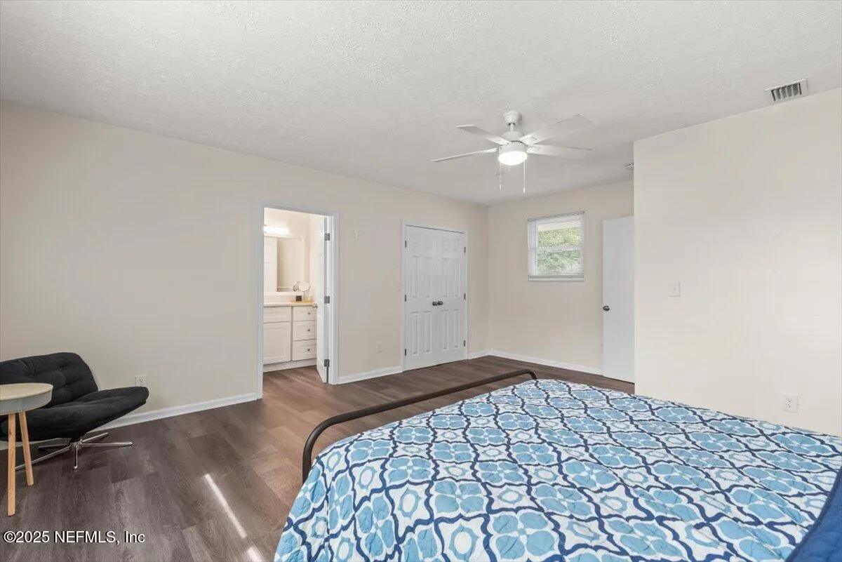 Jacksonville, Florida 32207, United States, 3 Bedrooms Bedrooms, ,2 BathroomsBathrooms,Residential,Pending,146166