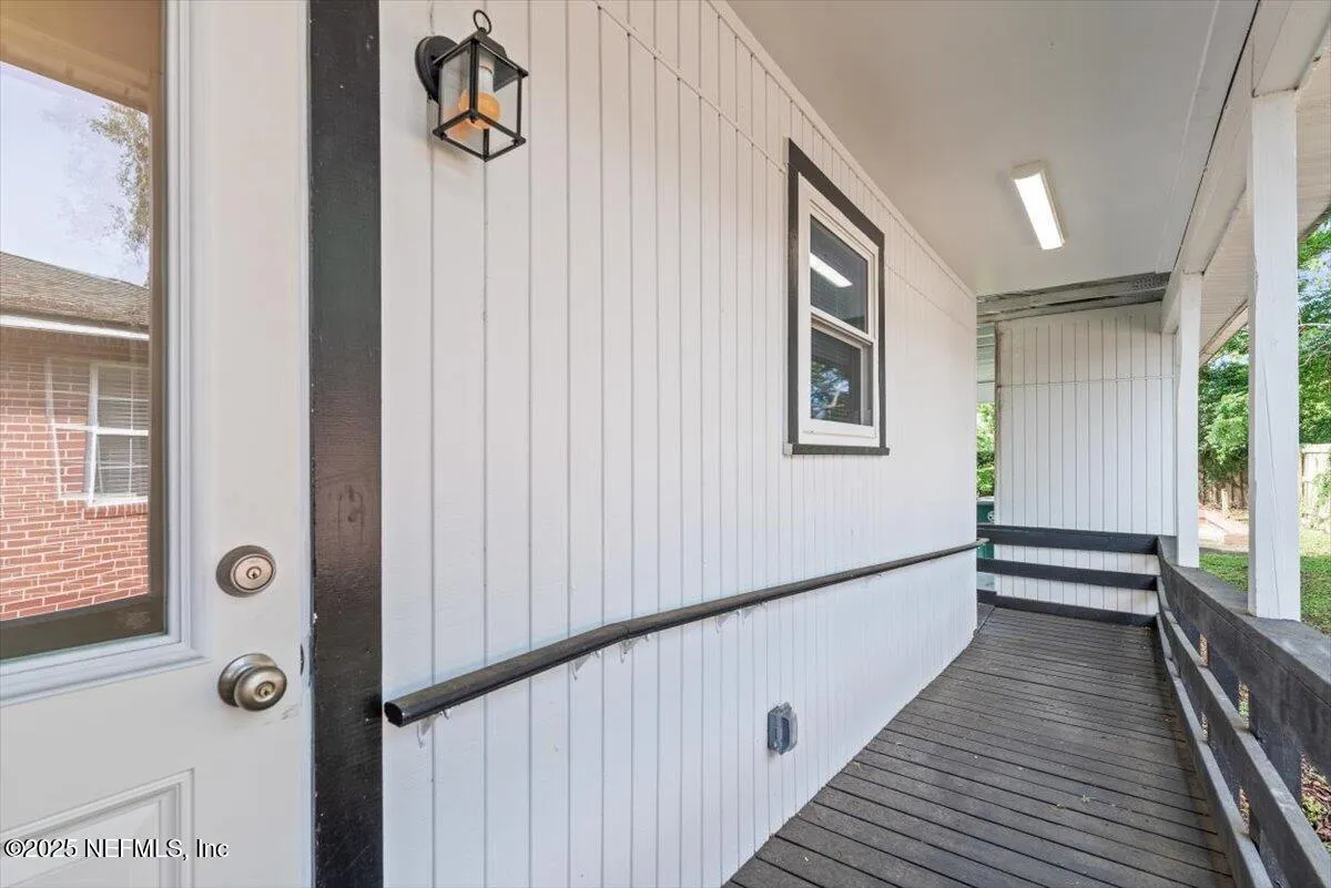 Jacksonville, Florida 32207, United States, 3 Bedrooms Bedrooms, ,2 BathroomsBathrooms,Residential,Pending,146166